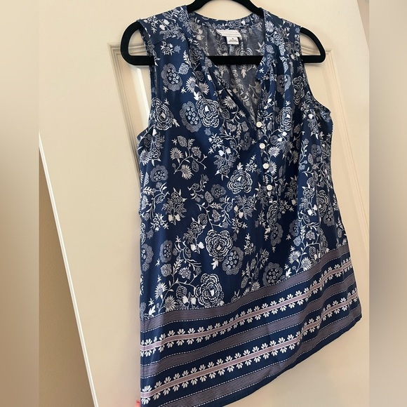 Liz Claiborne Rayon Sleeveless Blue Patterned Blouse Women’s Size Medium - Picture 8 of 12